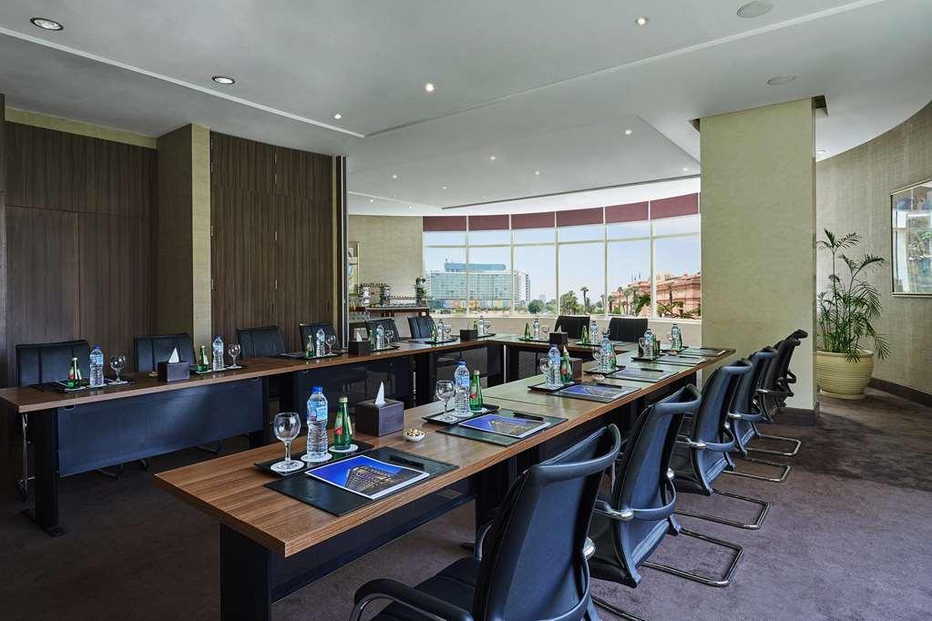 Steigenberger El Tahrir 4* Каир